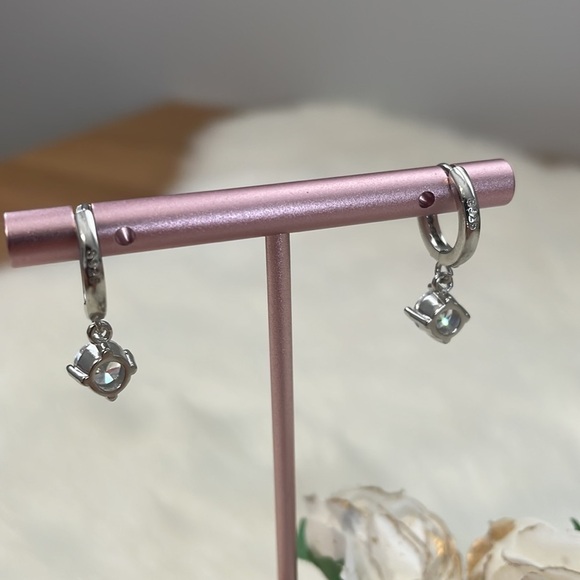 🌟SALE🌟Silver Mini Drop Mosaic Earrings - Picture 5 of 7